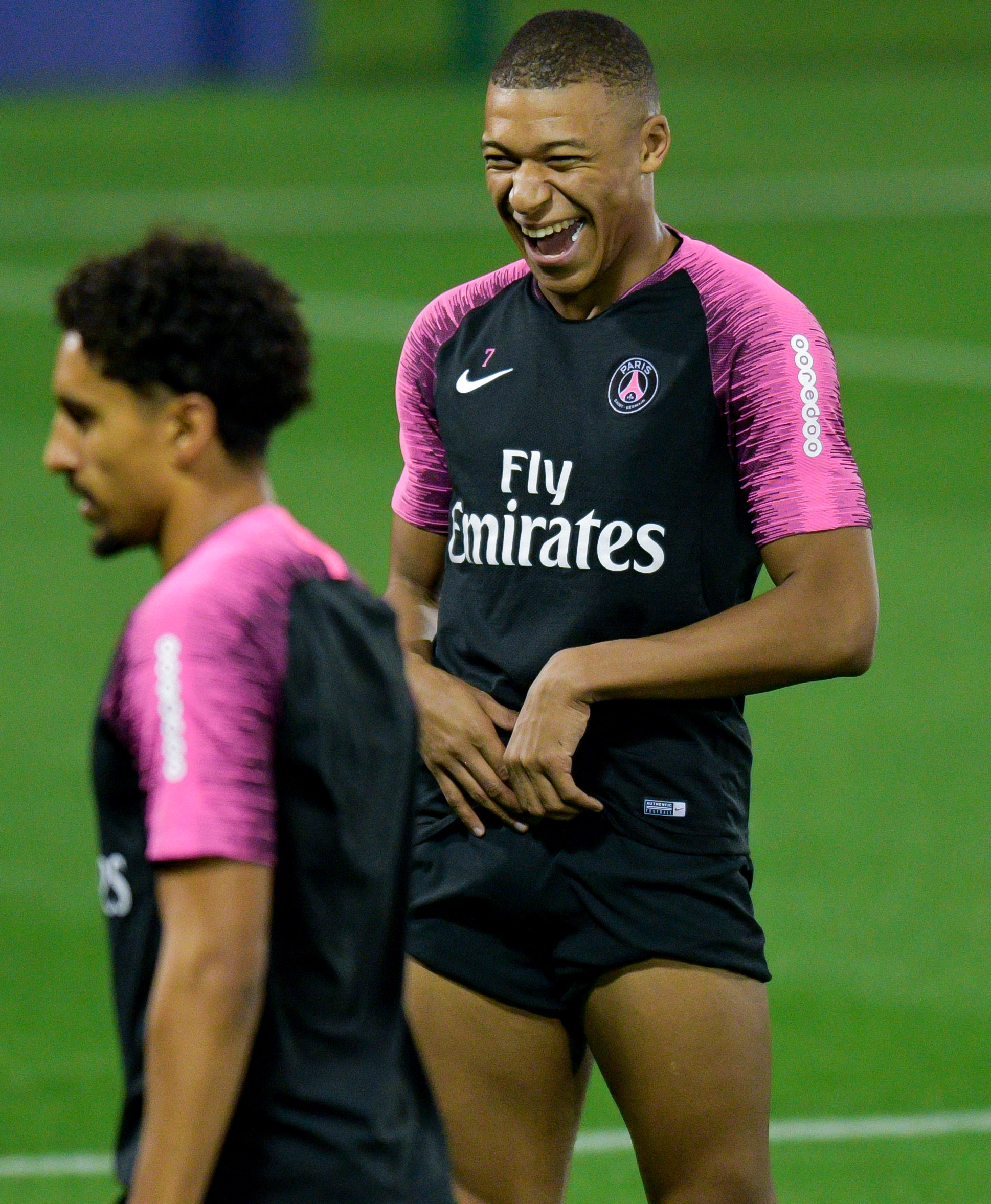 新葡京娱乐城-巴黎圣日耳曼球队战术训练积极，备战迎接挑战的简单介绍